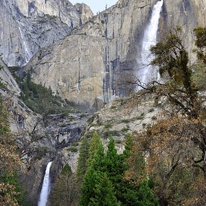 Yosemite Şelalesi